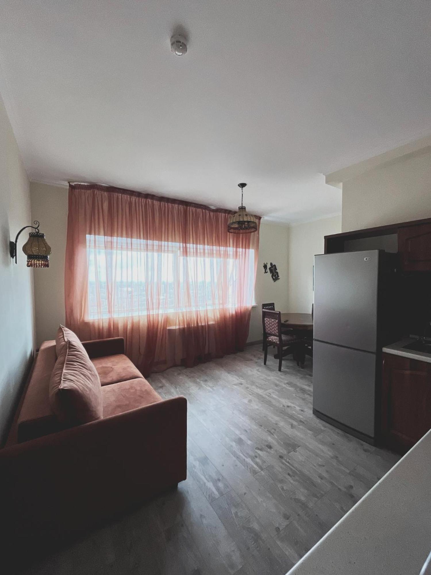 Vip House Hotel Asztana Kültér fotó