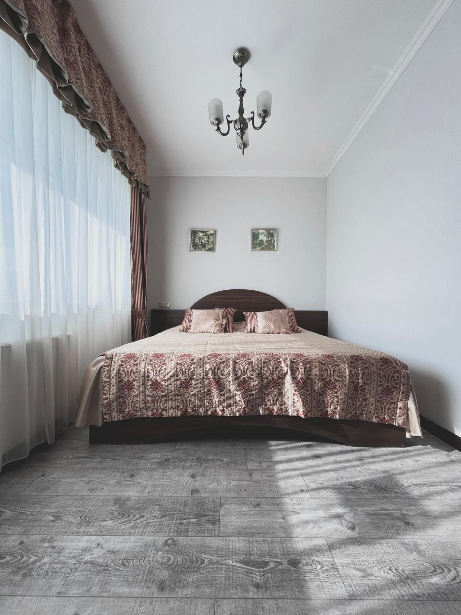 Vip House Hotel Asztana Kültér fotó