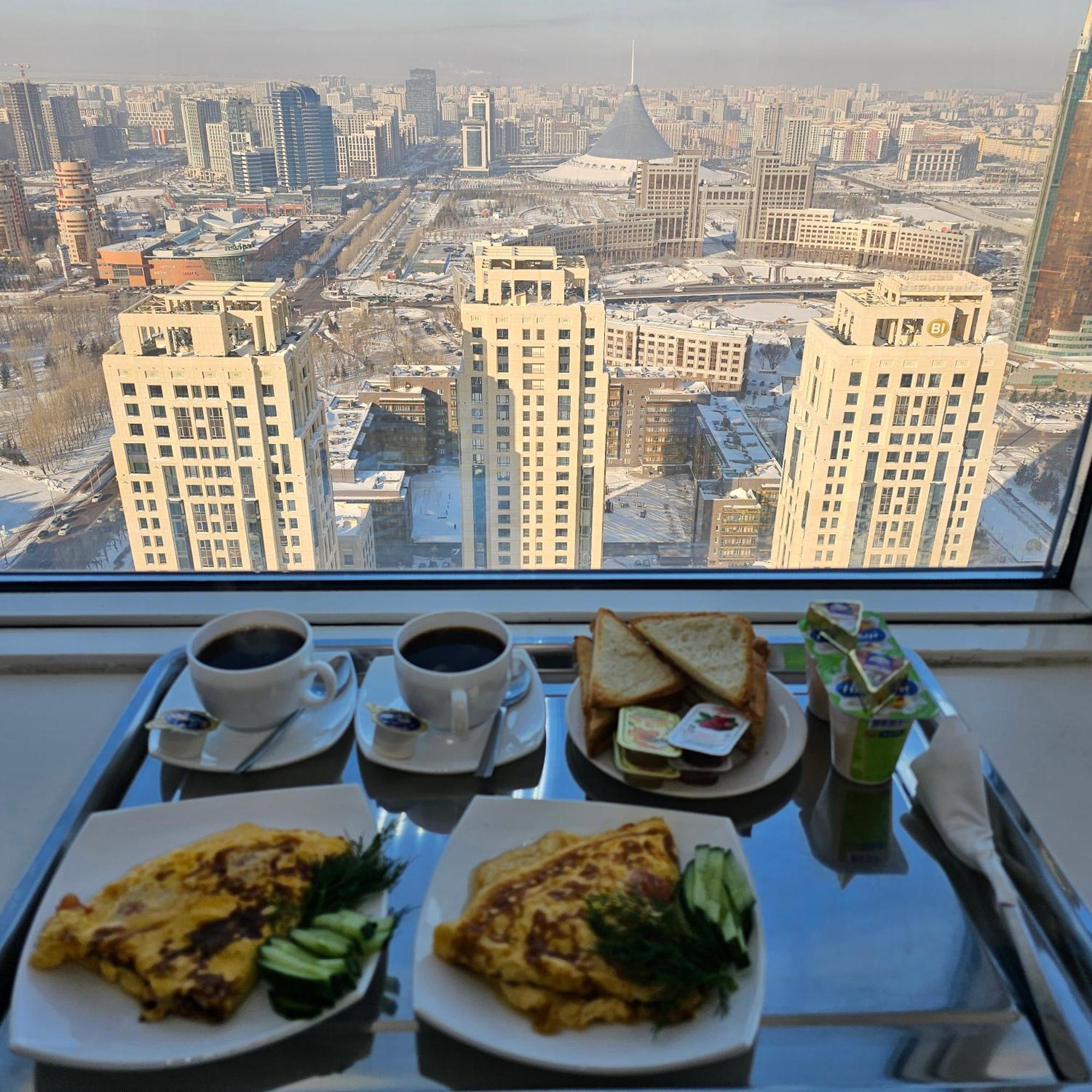 Vip House Hotel Asztana Kültér fotó