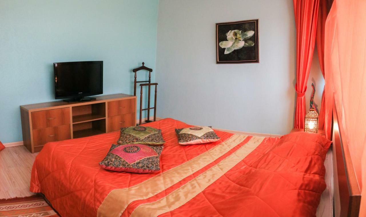 Vip House Hotel Asztana Kültér fotó