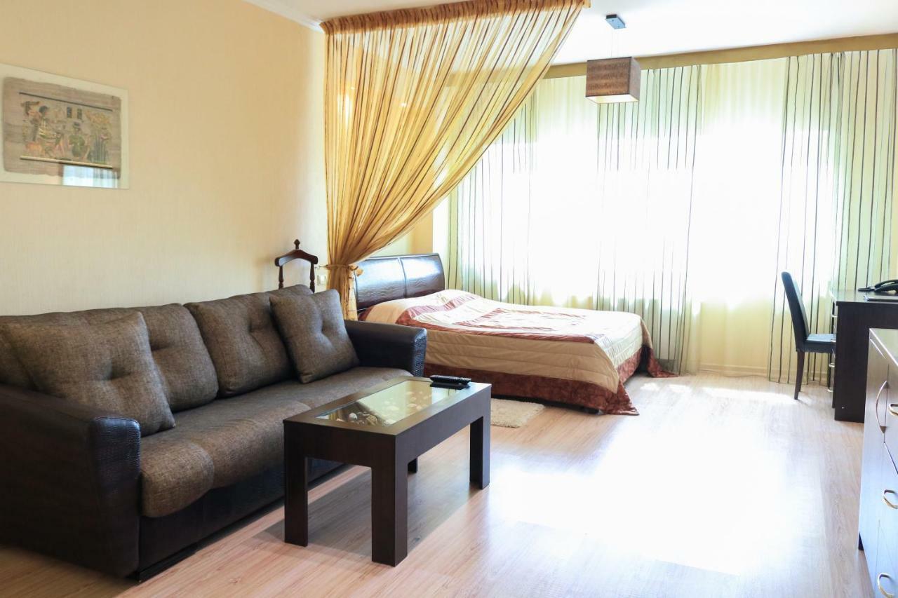 Vip House Hotel Asztana Kültér fotó