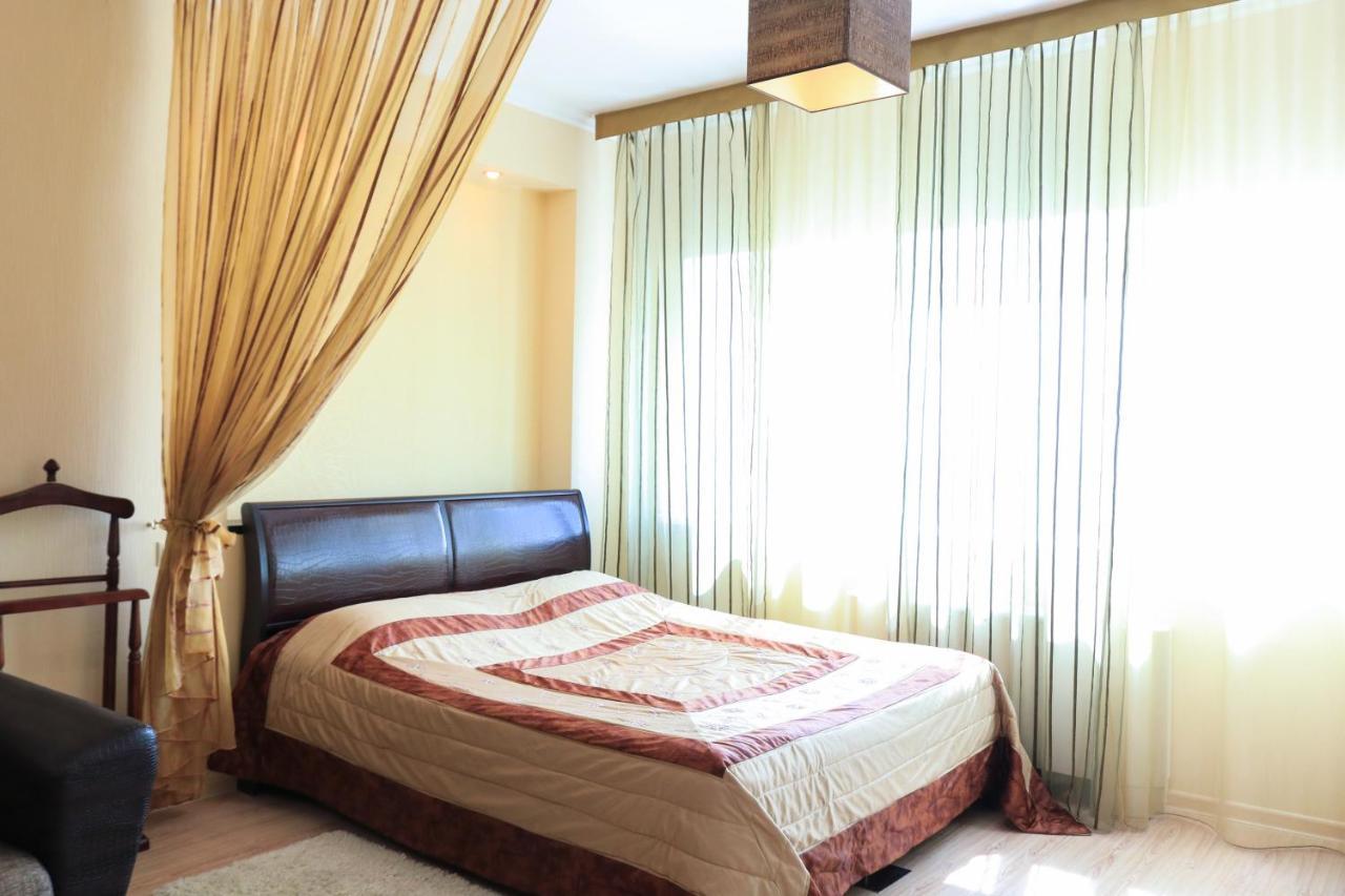 Vip House Hotel Asztana Kültér fotó