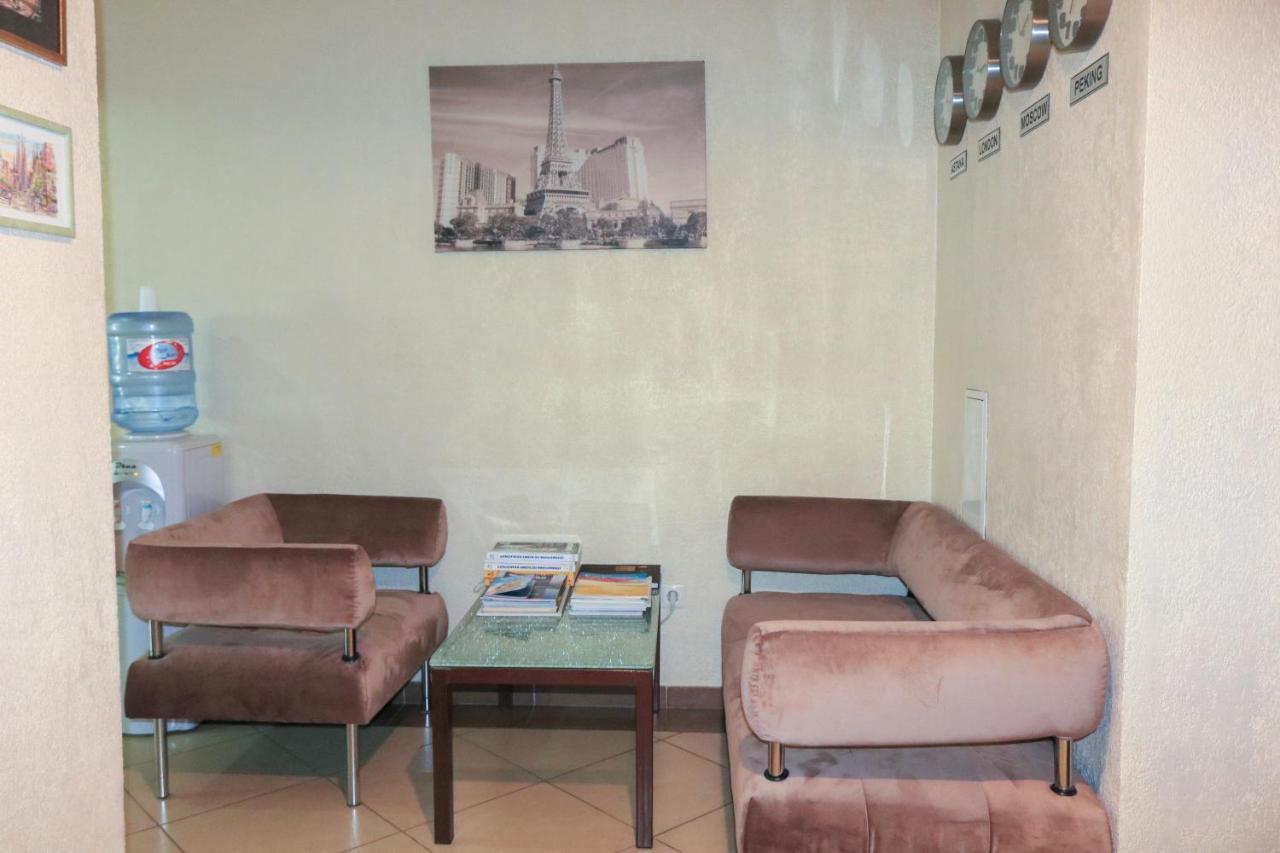 Vip House Hotel Asztana Kültér fotó